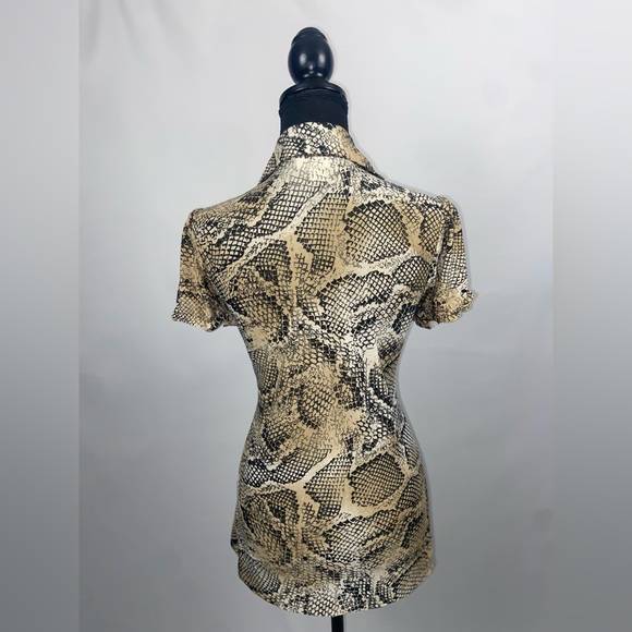 Blouse Top Snakeskin Pattern Small Stretch Ruffle Short Sleeve - Picture 6 of 11